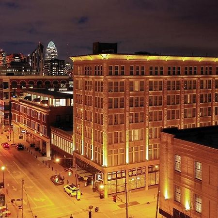 Hotel Covington Cincinnati Riverfront Extérieur photo